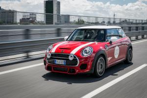 Mini John Cooper Works Challenge Edition 2020 года  (IT)